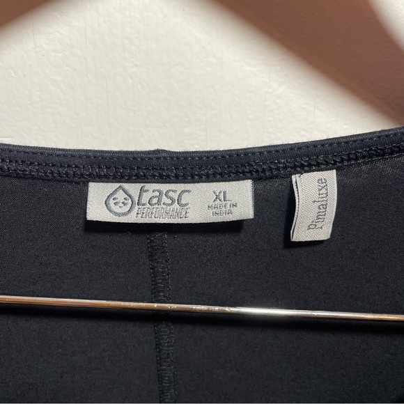 tasc Performance Womens St. Charles Crew Neck Long Sleeve Bamboo Black Size XL - Picture 4 of 7